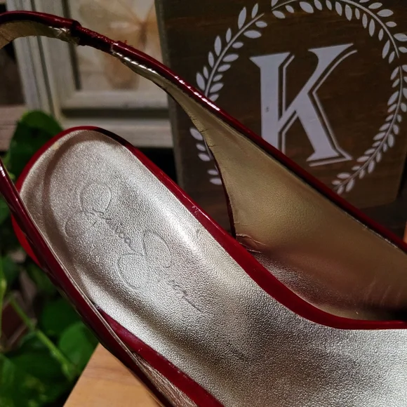 Jessica Simpson Red and Gold Heels - Picture 5 of 9